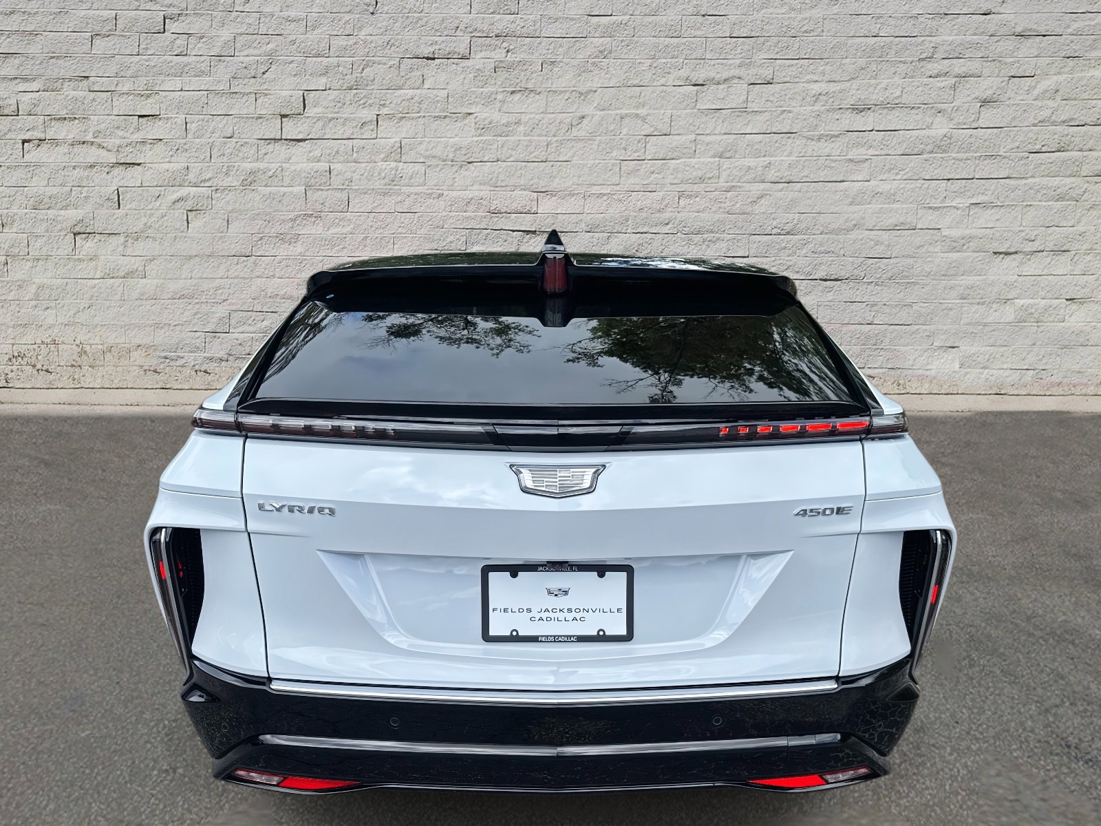 New 2026 Cadillac Lyriq Luxury image 8