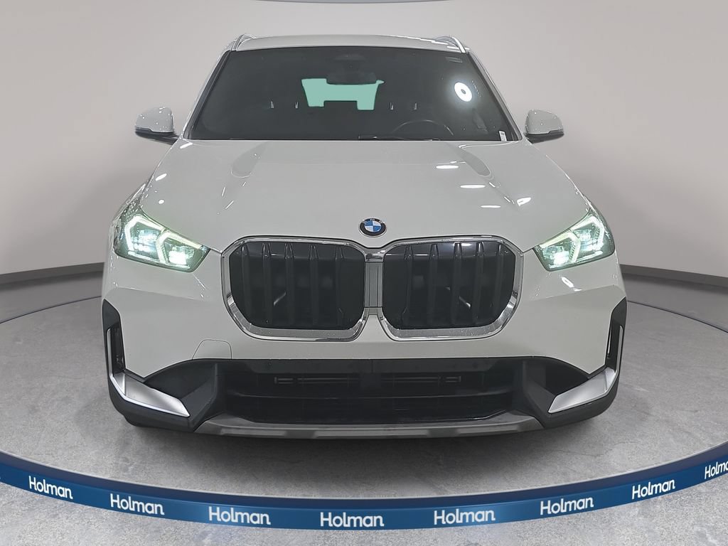Certified 2023 BMW X1 xDrive28i AWD/4WD image 2