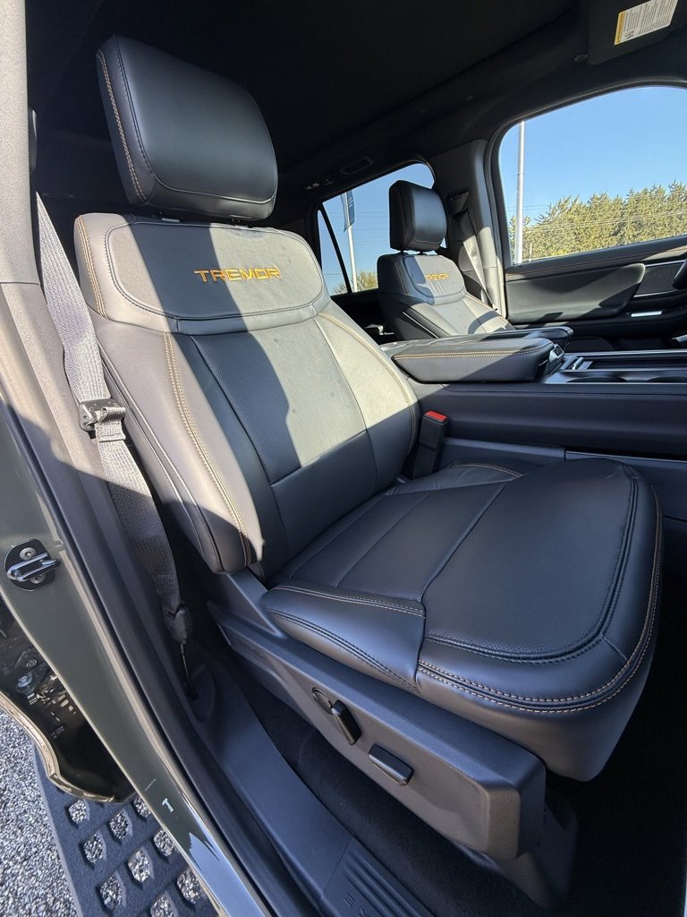 New 2025 Ford Expedition Tremor image 25