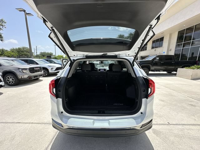 Certified 2022 GMC Terrain AT4 w/ Infotainment Package II AWD/4WD image 32