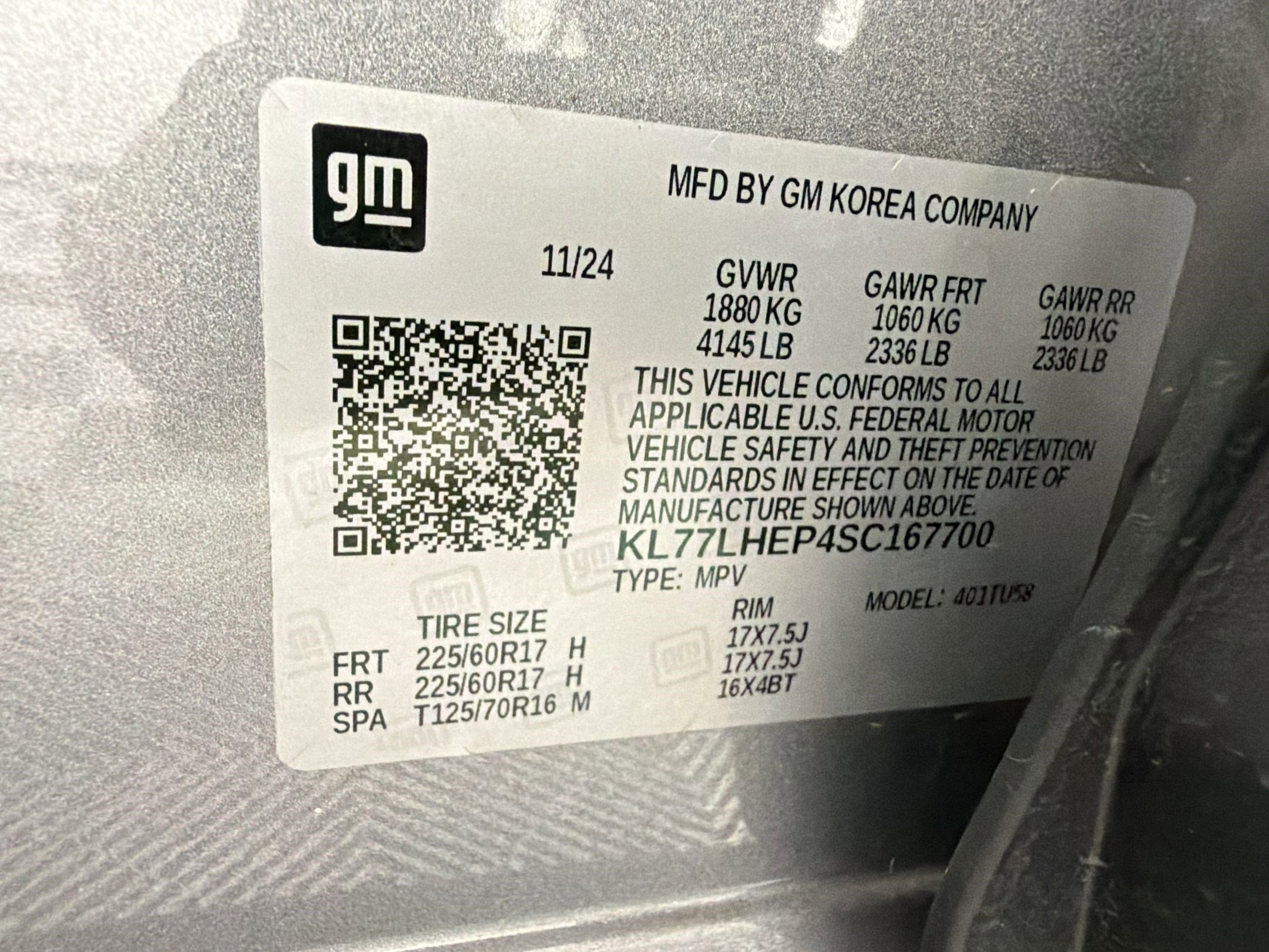 Used 2025 Chevrolet Trax LT FWD image 19