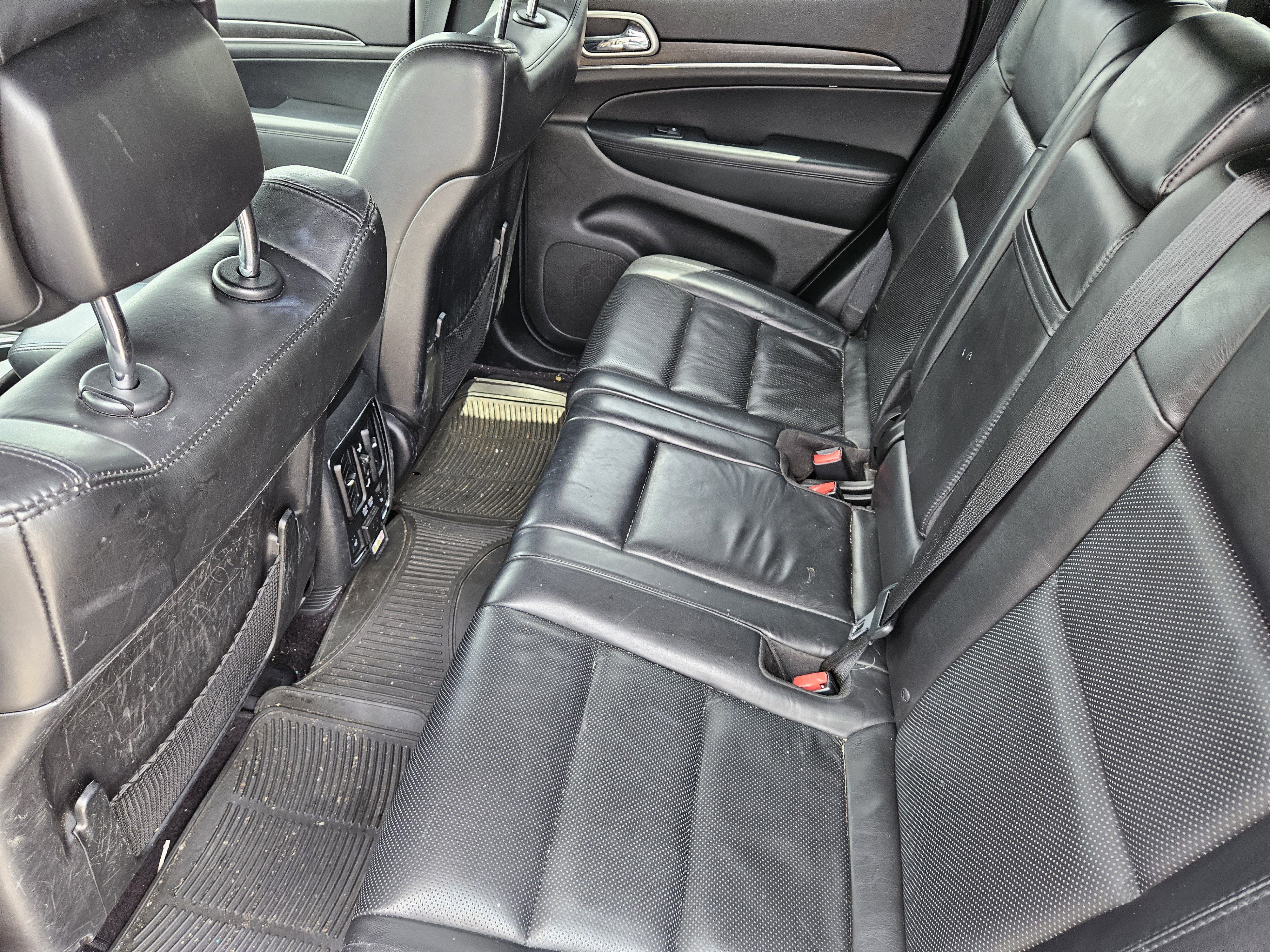 Used 2018 Jeep Grand Cherokee Limited w/ Luxury Group II RWD image 29