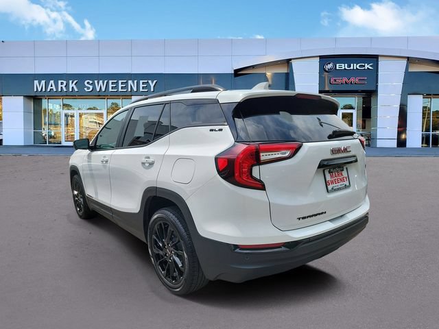 Used 2023 GMC Terrain SLE w/ Driver Convenience Package FWD image 29