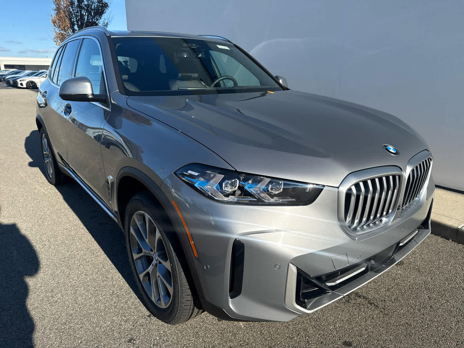 New 2026 BMW X5 xDrive40i image 2