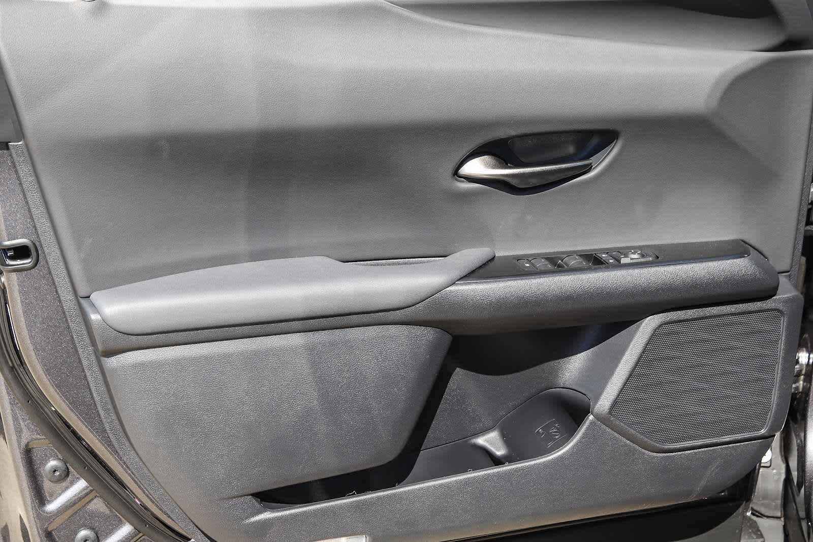 New 2026 Lexus UX 300h FWD image 24