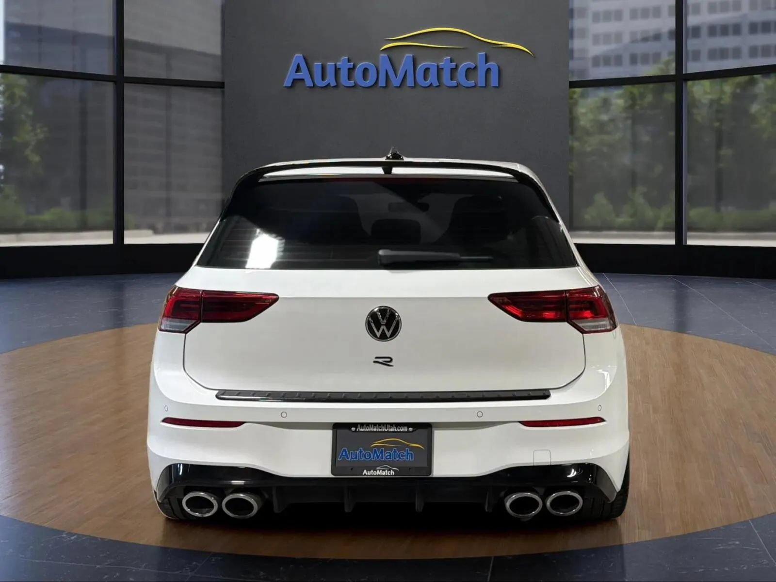 Used 2024 Volkswagen Golf R AWD/4WD image 9