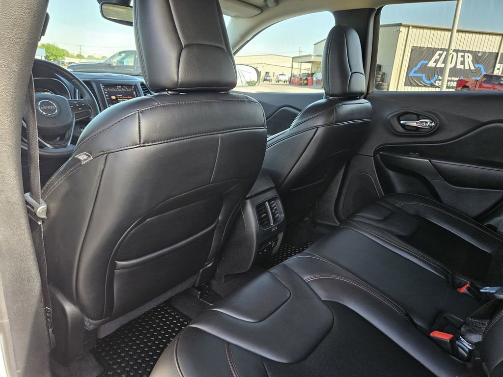 Used 2019 Jeep Cherokee Trailhawk w/ Comfort/Convenience Group image 33