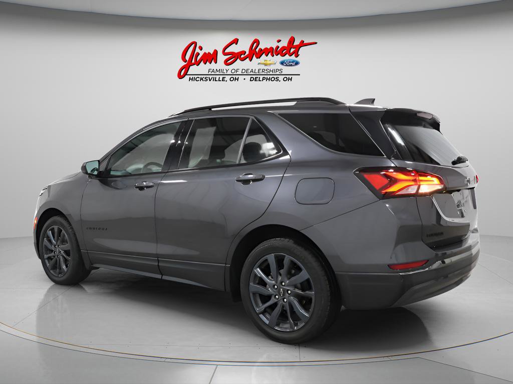 Used 2022 Chevrolet Equinox RS image 4
