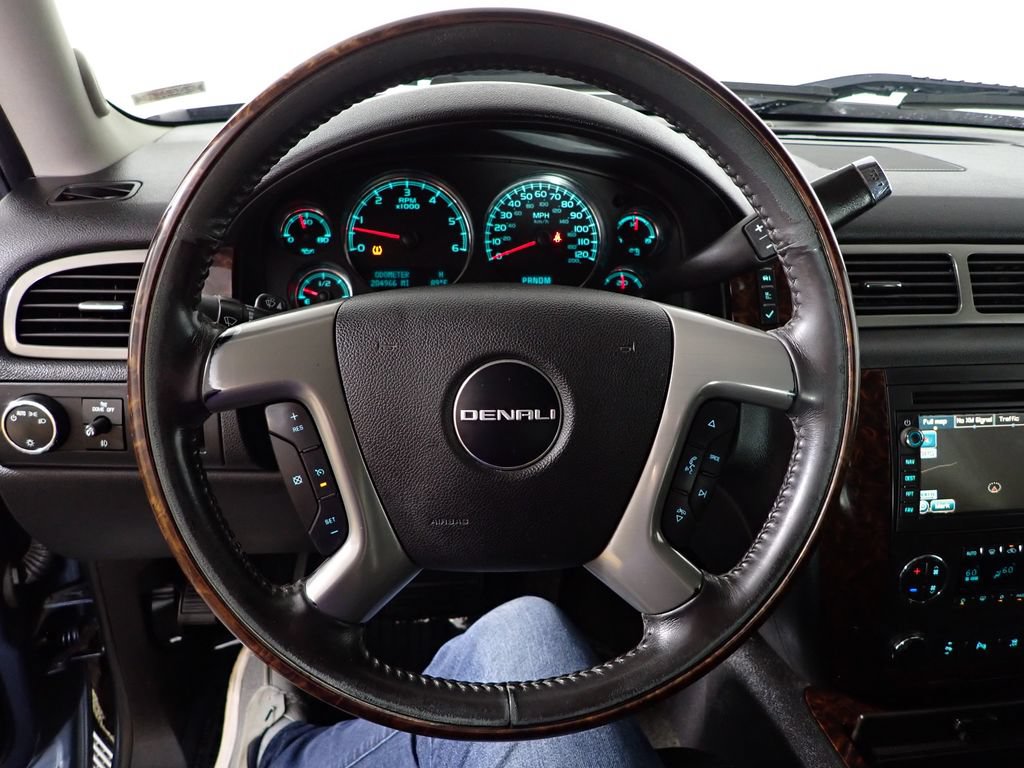 Used 2011 GMC Sierra 1500 Denali AWD/4WD image 26
