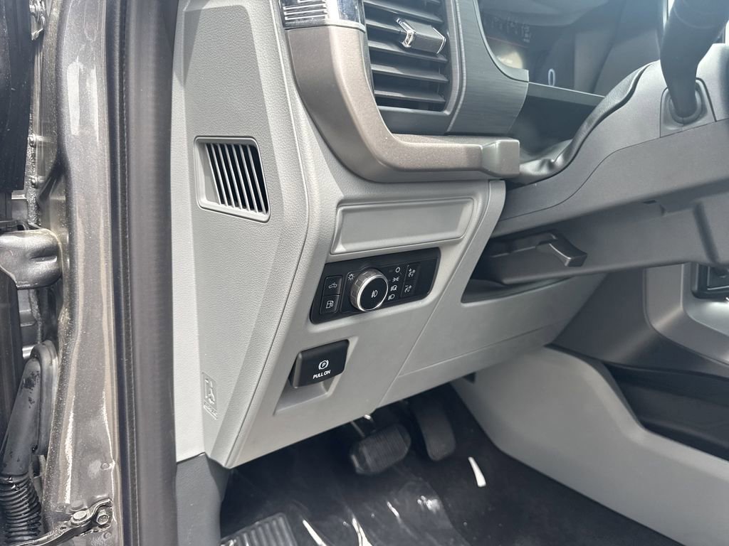 Used 2024 Ford F150 XLT w/ Mobile Office Package image 30