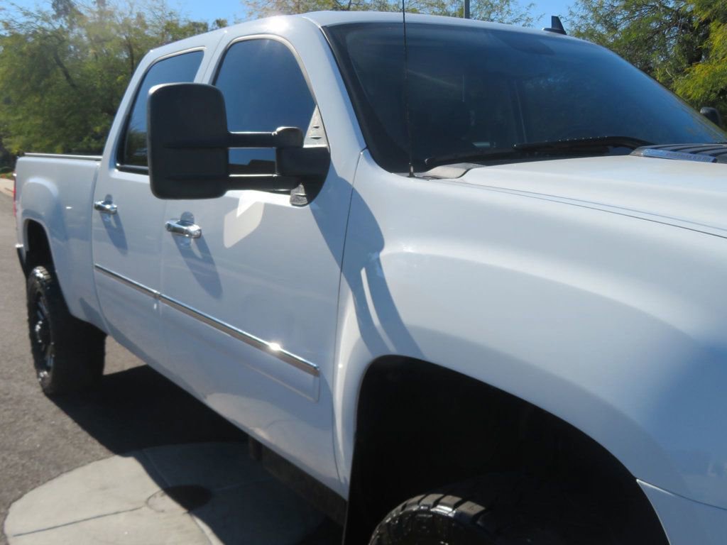 Used 2013 GMC Sierra 2500 Denali image 9