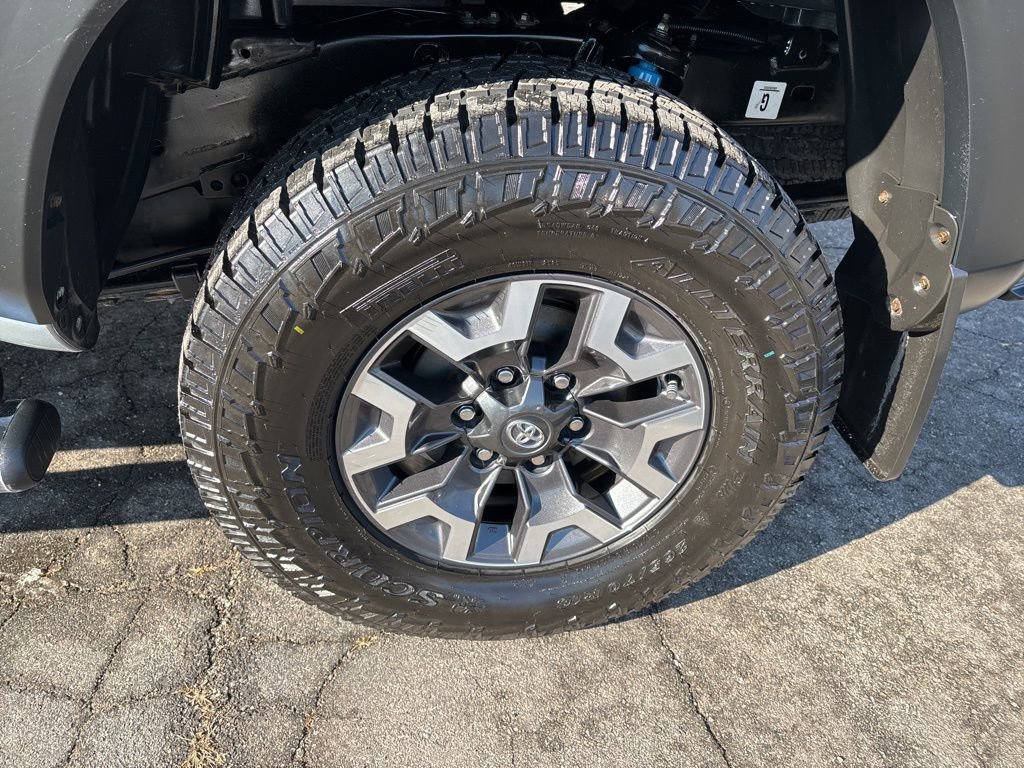 Used 2021 Toyota Tacoma TRD Off-Road w/ Technology Package image 7