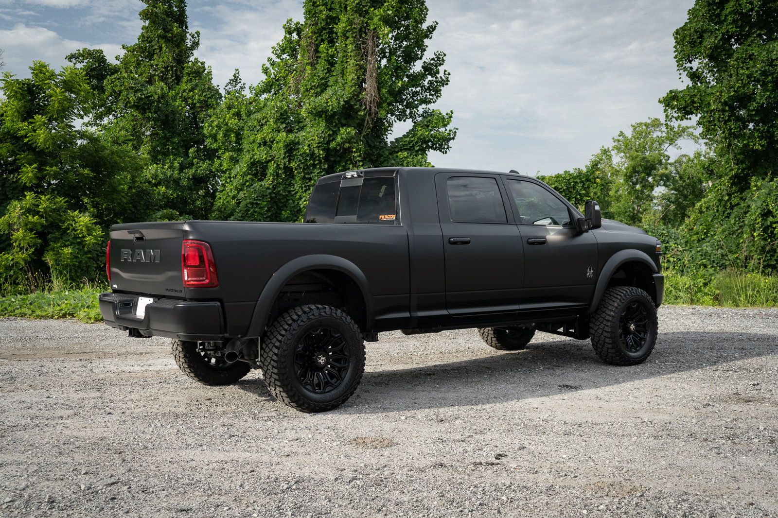 New 2026 RAM 2500 Laramie w/ Night Edition AWD/4WD image 20