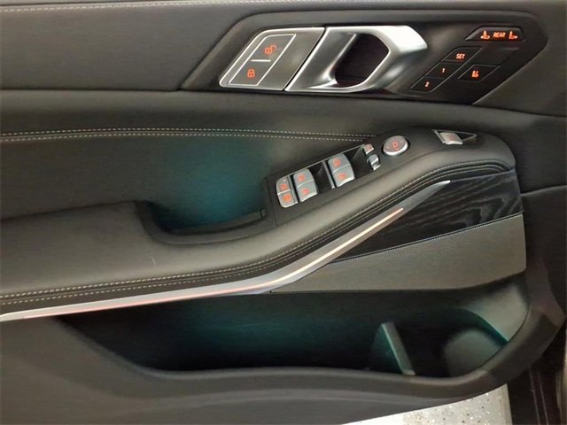 Certified 2022 BMW X7 xDrive40i w/ Premium Package image 28