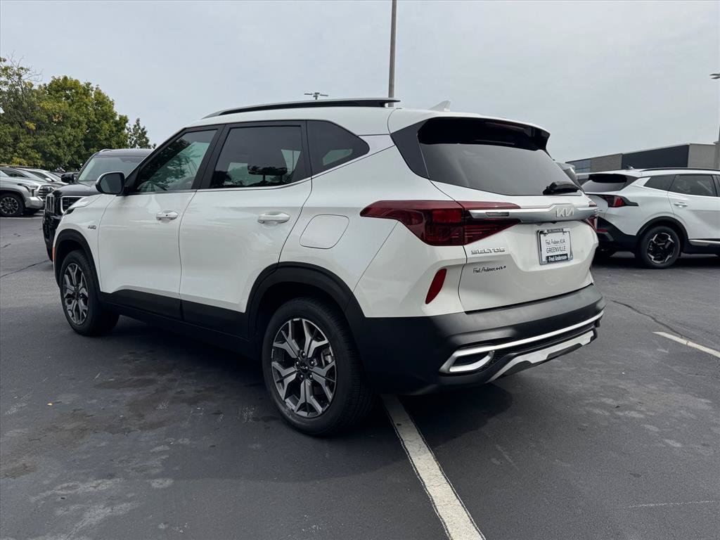 Certified 2022 Kia Seltos EX AWD/4WD image 5