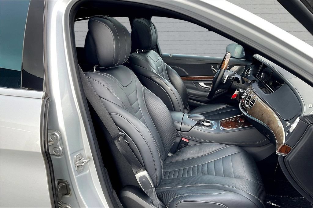 Used 2014 Mercedes-Benz S 550 Sedan image 28