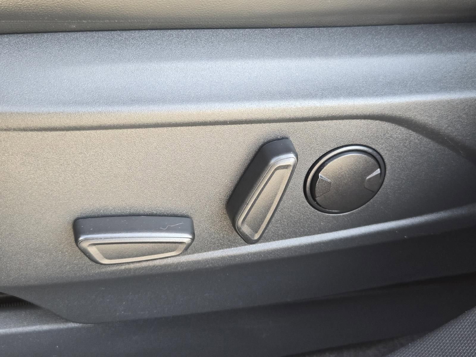 Used 2023 Ford Mustang Mach-E Premium image 24