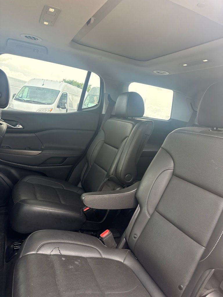 Used 2023 GMC Acadia SLT w/ Elevation Edition FWD image 12