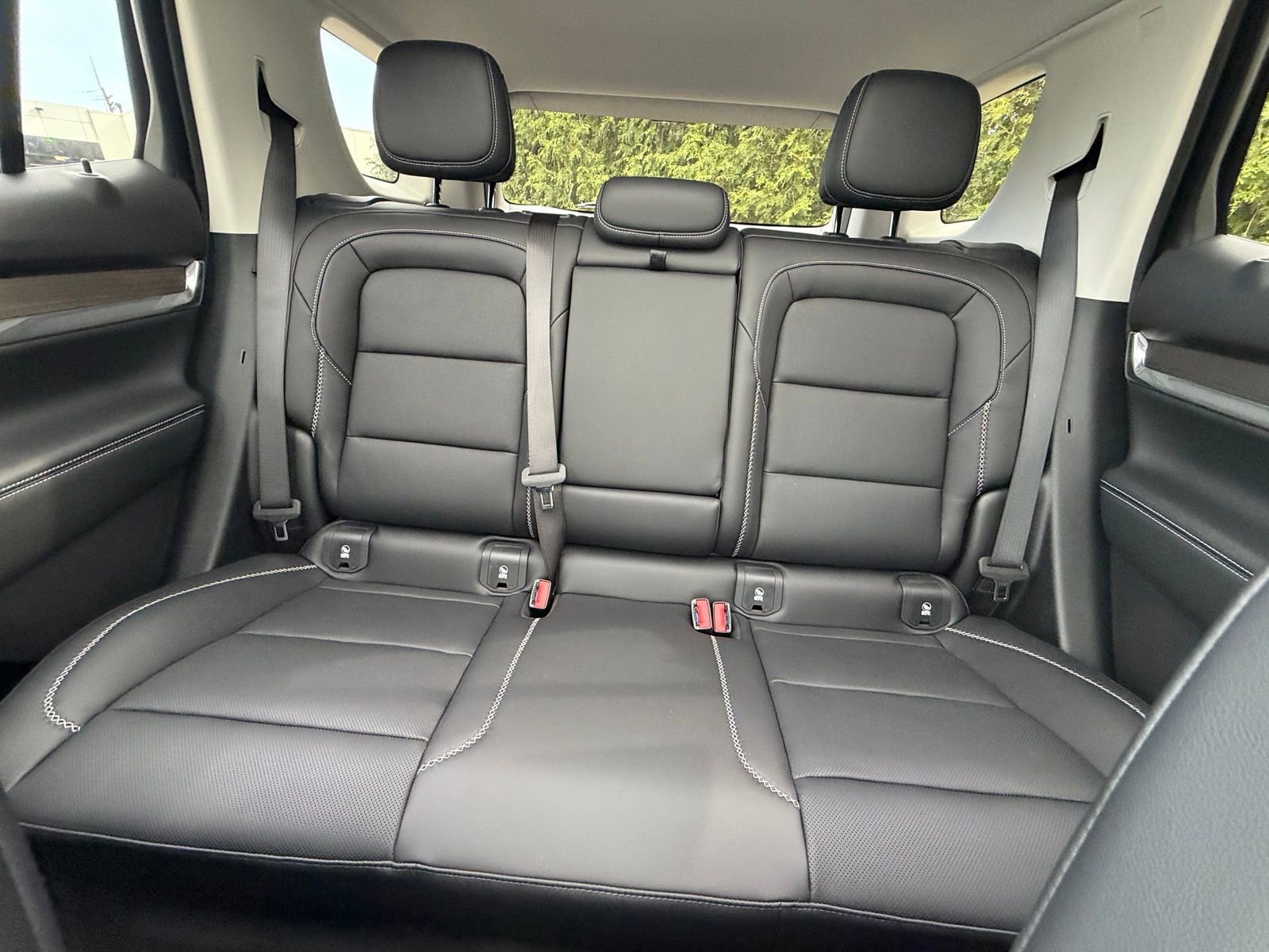New 2026 GMC Terrain Denali AWD/4WD image 3
