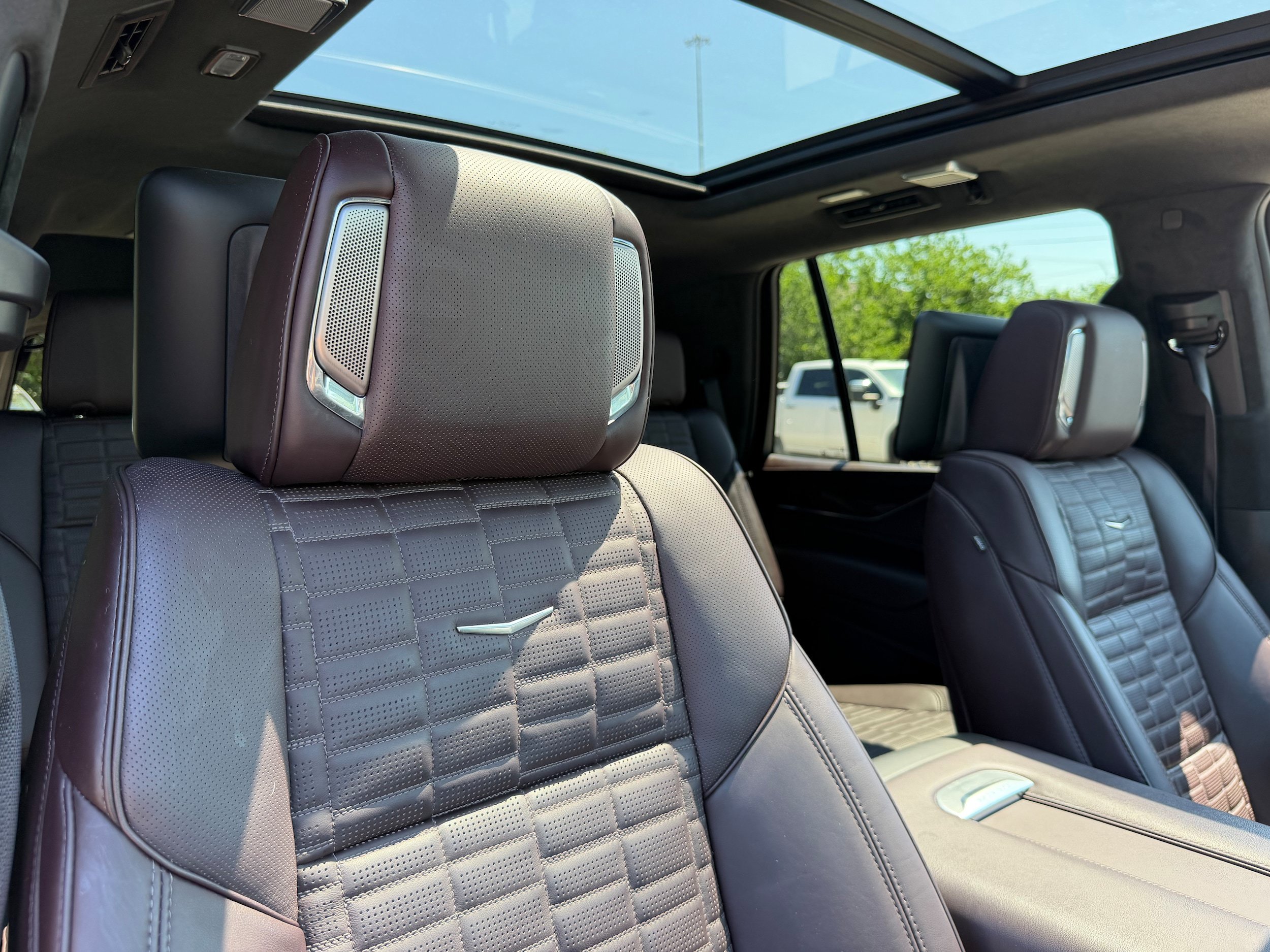 Used 2024 Cadillac Escalade Sport Platinum AWD/4WD image 11