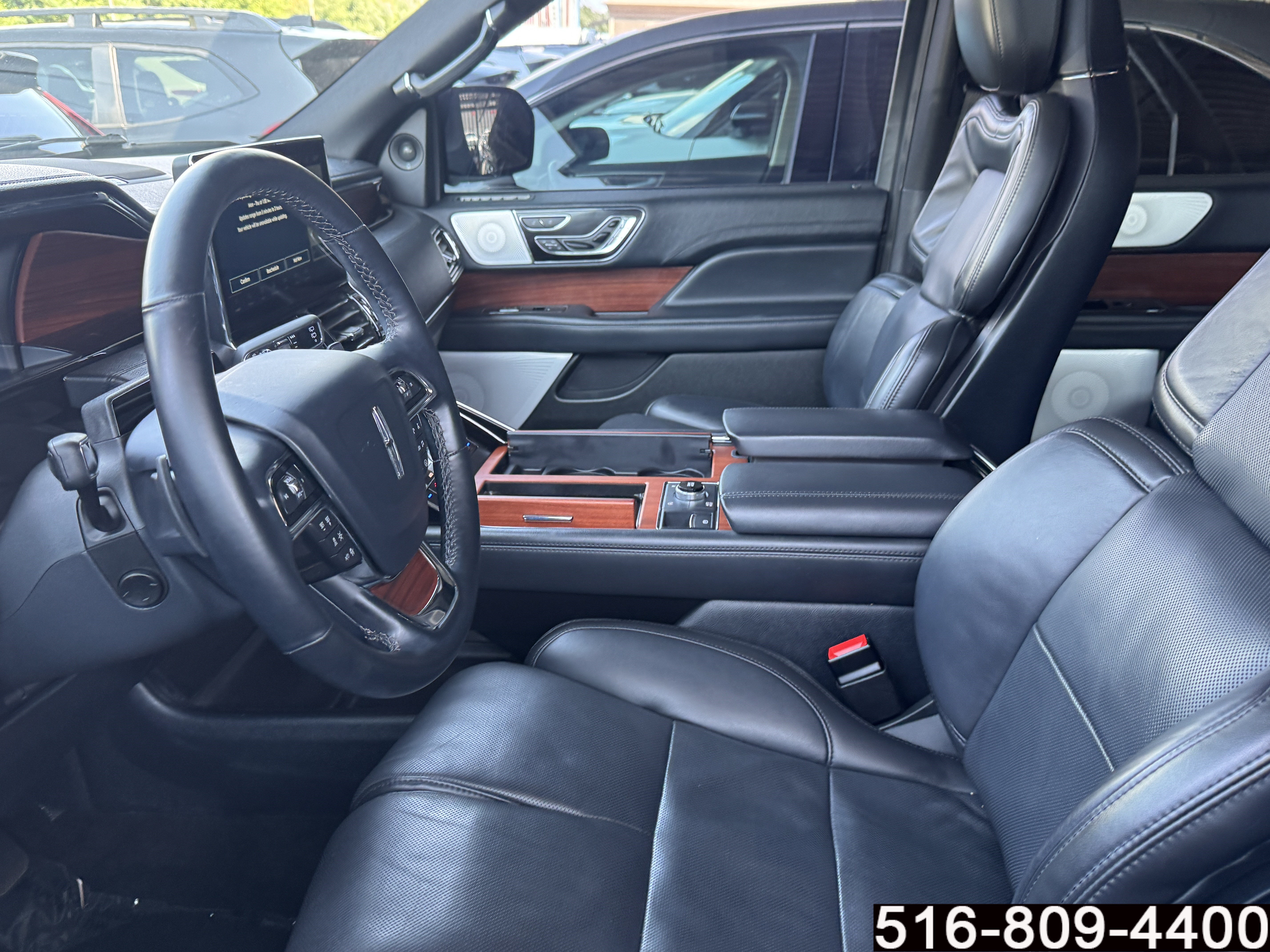 Used 2023 Lincoln Navigator Reserve AWD/4WD image 25