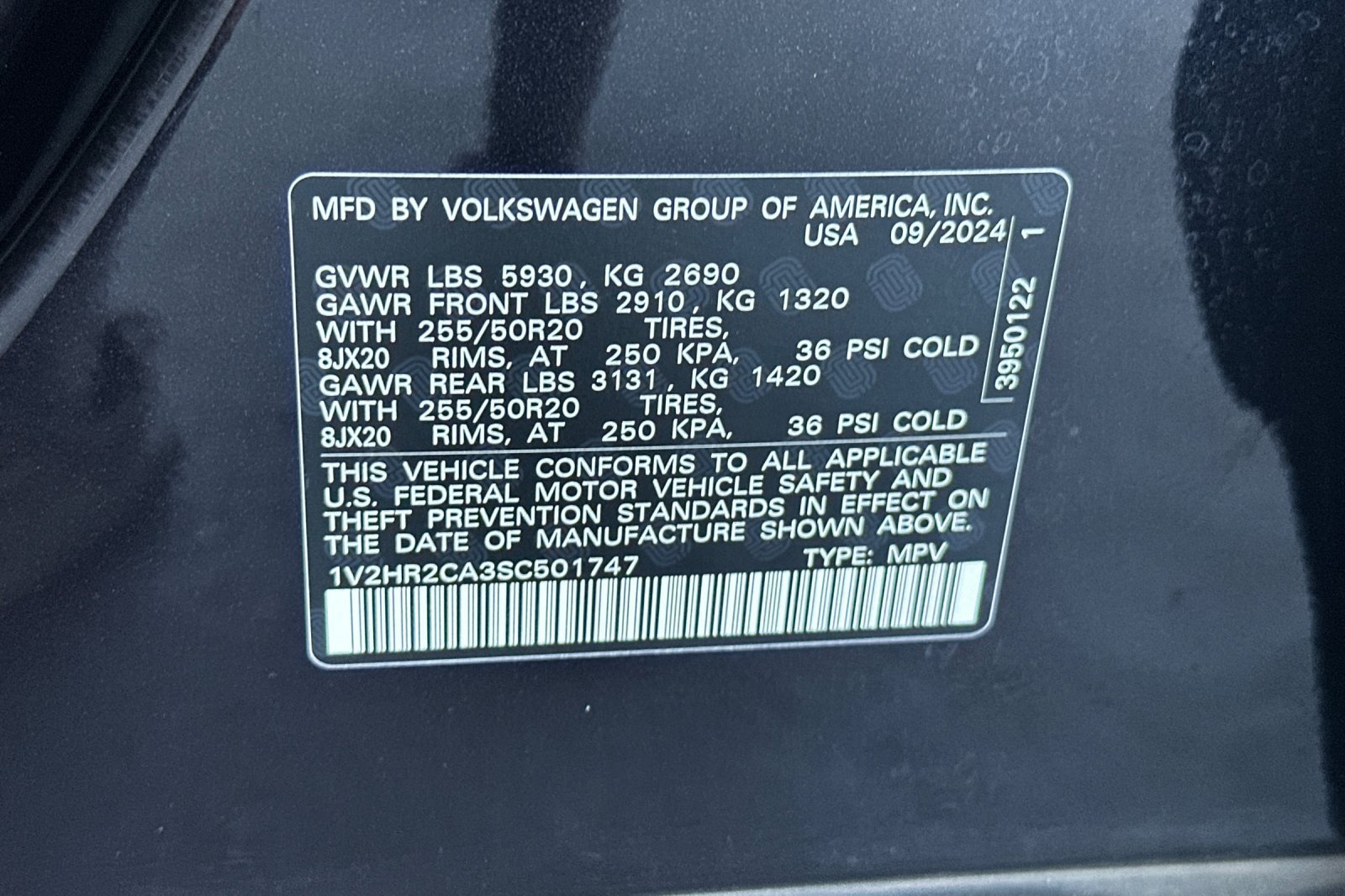 Used 2025 Volkswagen Atlas SE AWD/4WD image 28