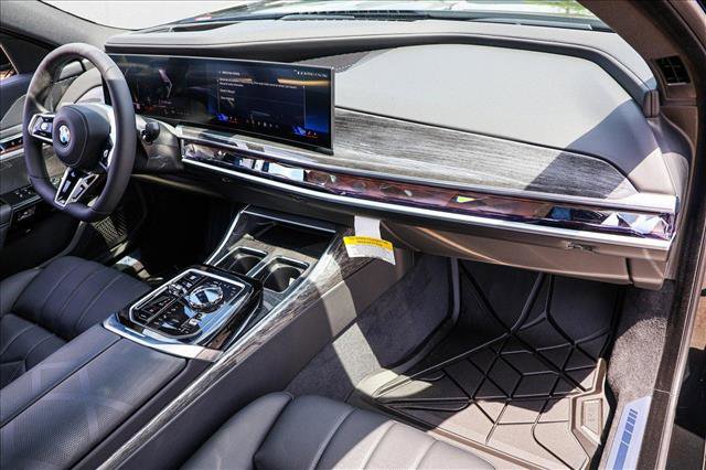 New 2025 BMW 760i xDrive image 25