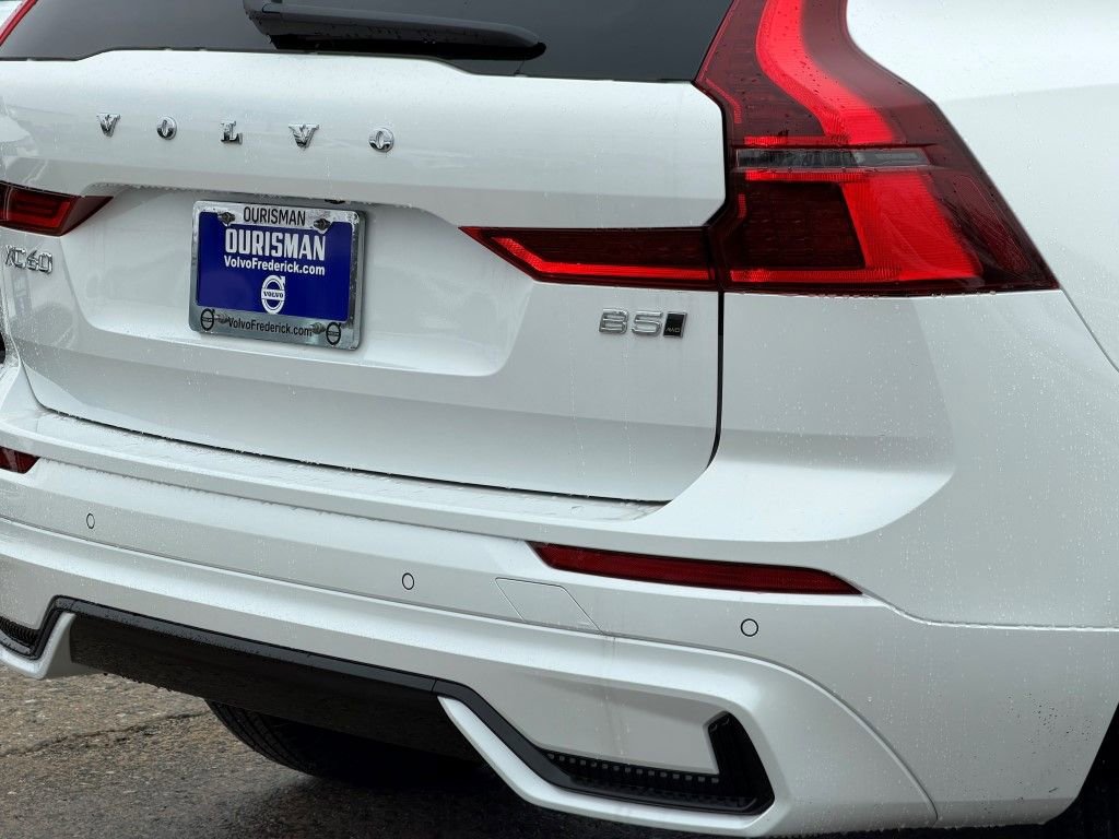 New 2026 Volvo XC60 B5 Core w/ Climate Package AWD/4WD image 7