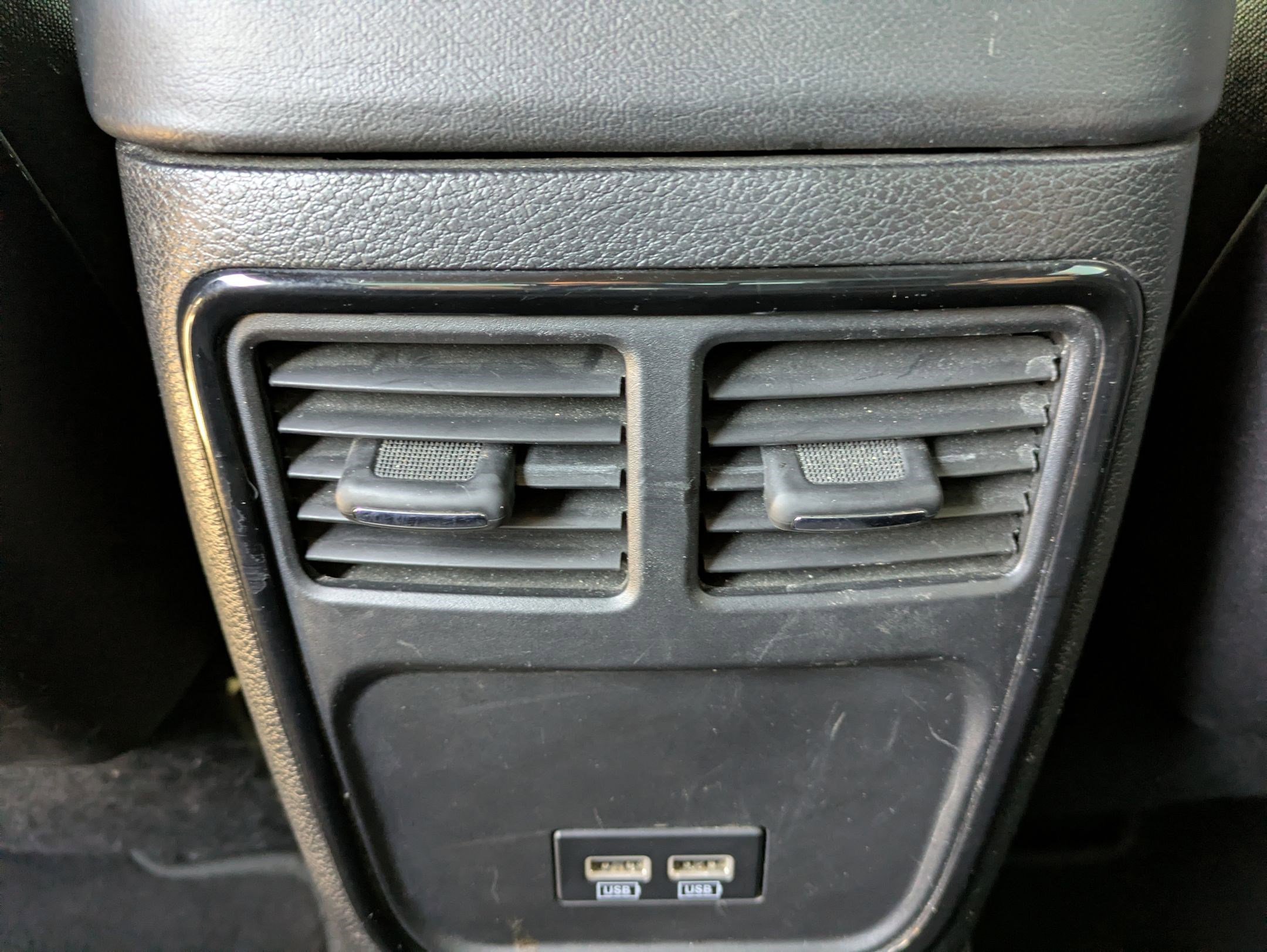 Used 2019 Dodge Charger R/T w/ Blacktop Package RWD image 27