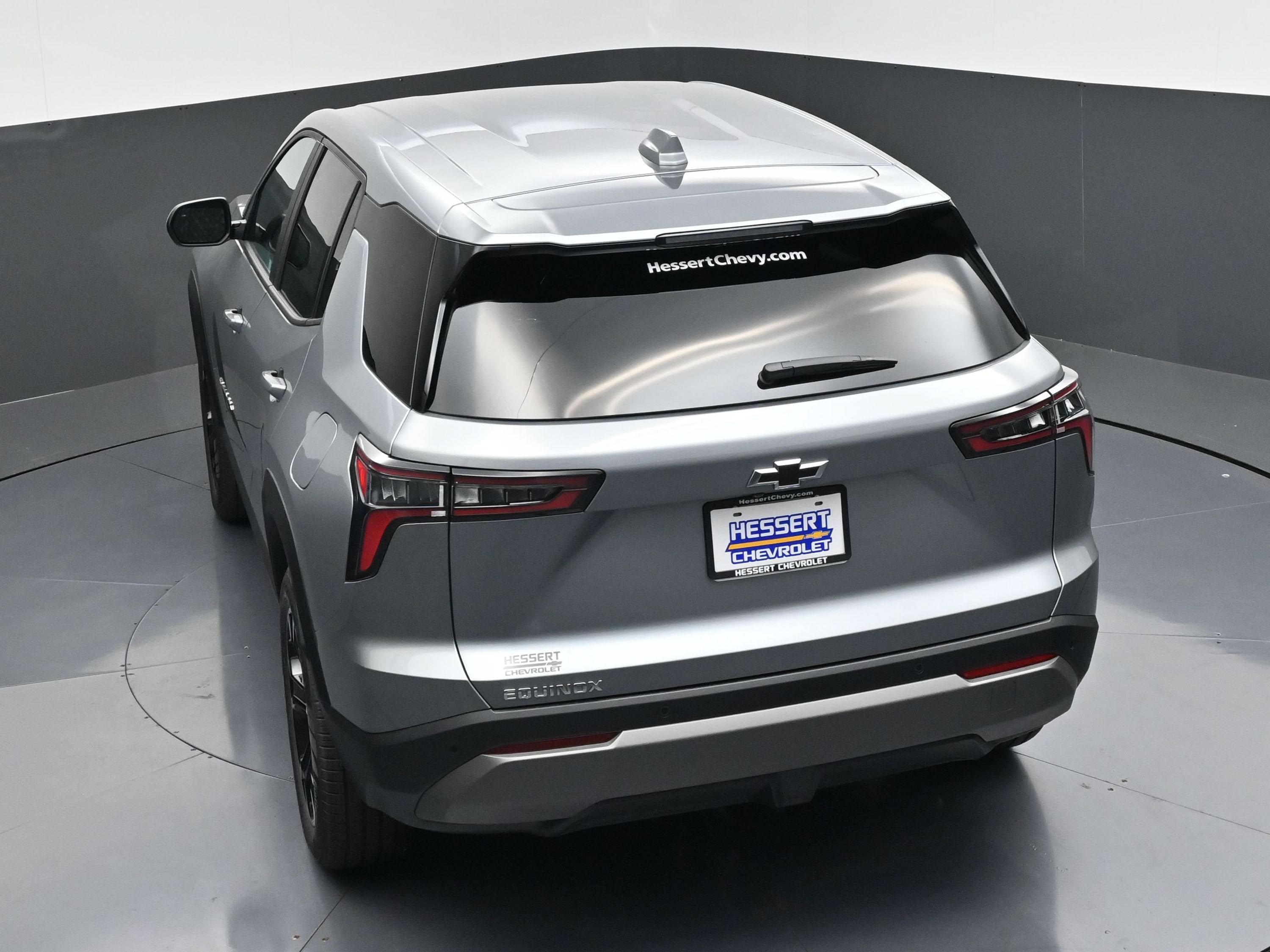 New 2027 Chevrolet Equinox LT w/ Convenience Package II FWD image 49