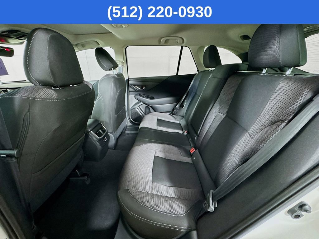 Used 2025 Subaru Outback Premium AWD/4WD image 30