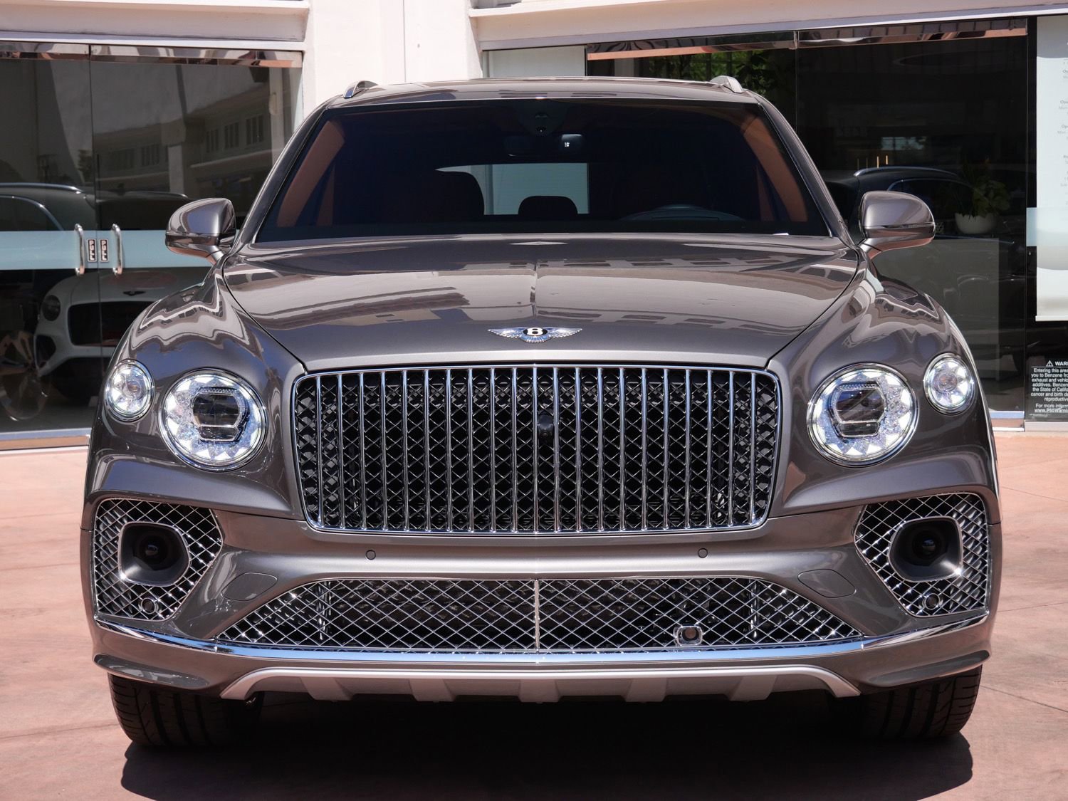 Used 2023 Bentley Bentayga Extended Wheelbase image 10