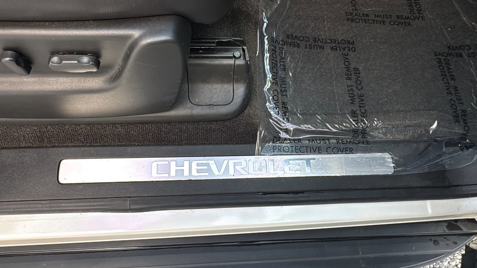 Used 2010 Chevrolet Tahoe LTZ image 16