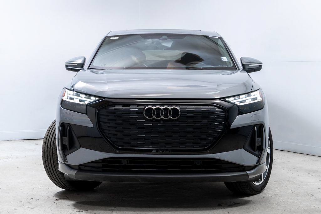 Used 2023 Audi Q4 e-tron Prestige w/ Black Optic Package AWD/4WD image 10