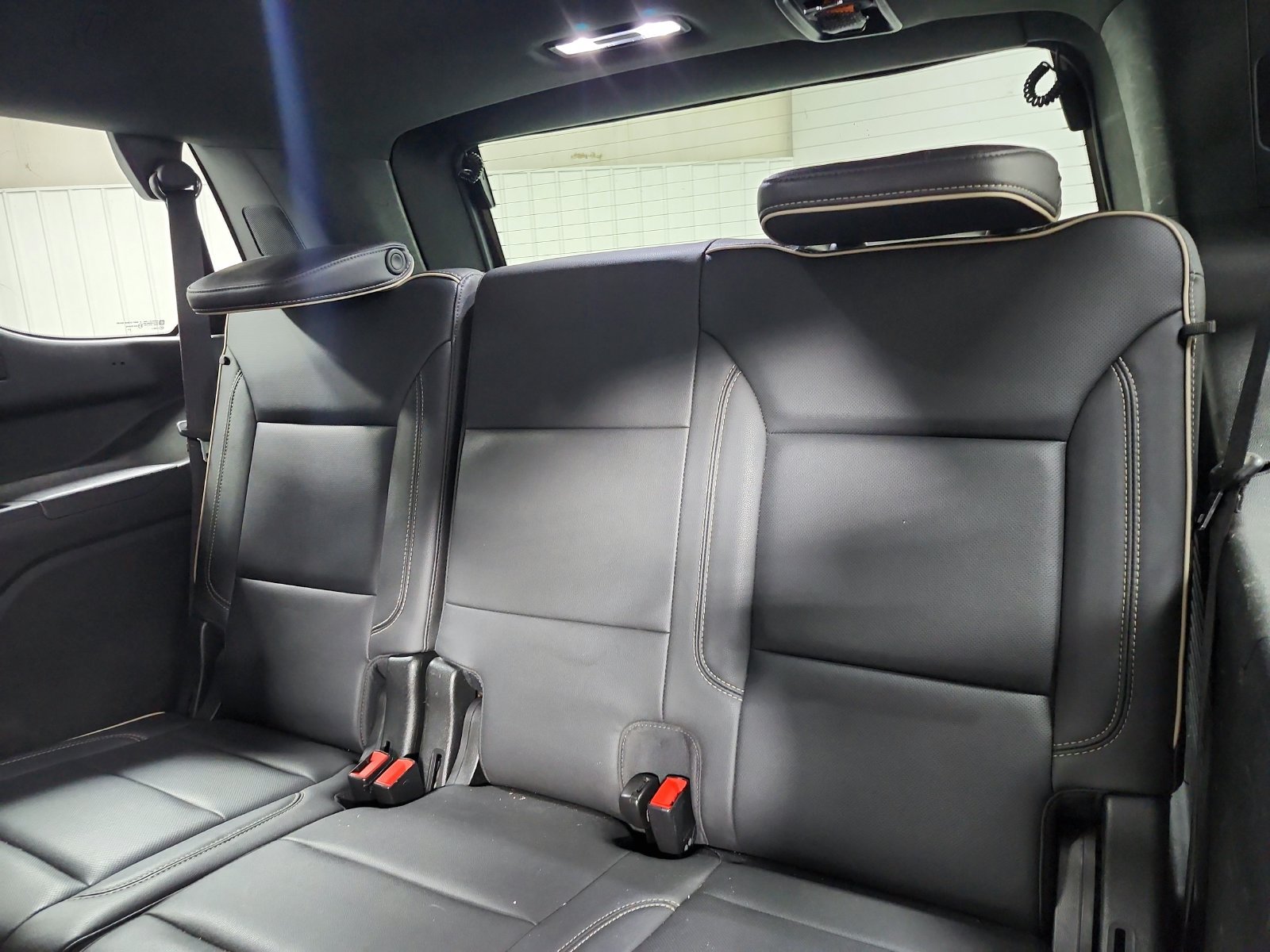 Used 2021 GMC Yukon SLT RWD image 12