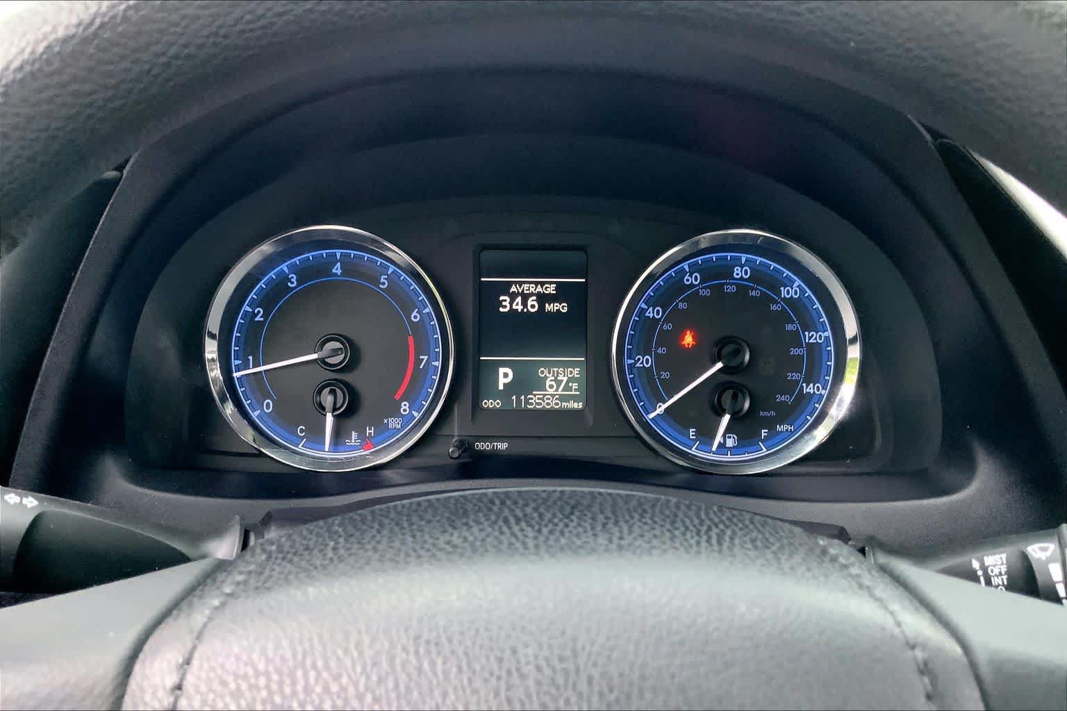 Used 2018 Toyota Corolla LE FWD image 26