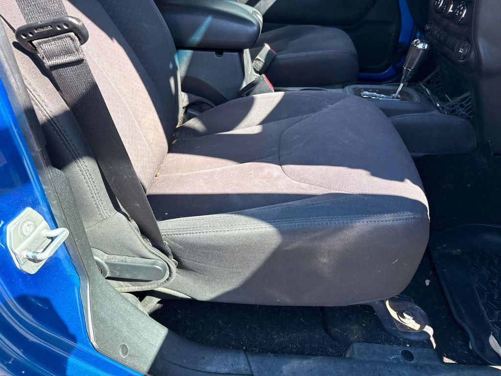 Used 2016 Jeep Wrangler Unlimited Sport w/ Quick Order Package 24S image 13