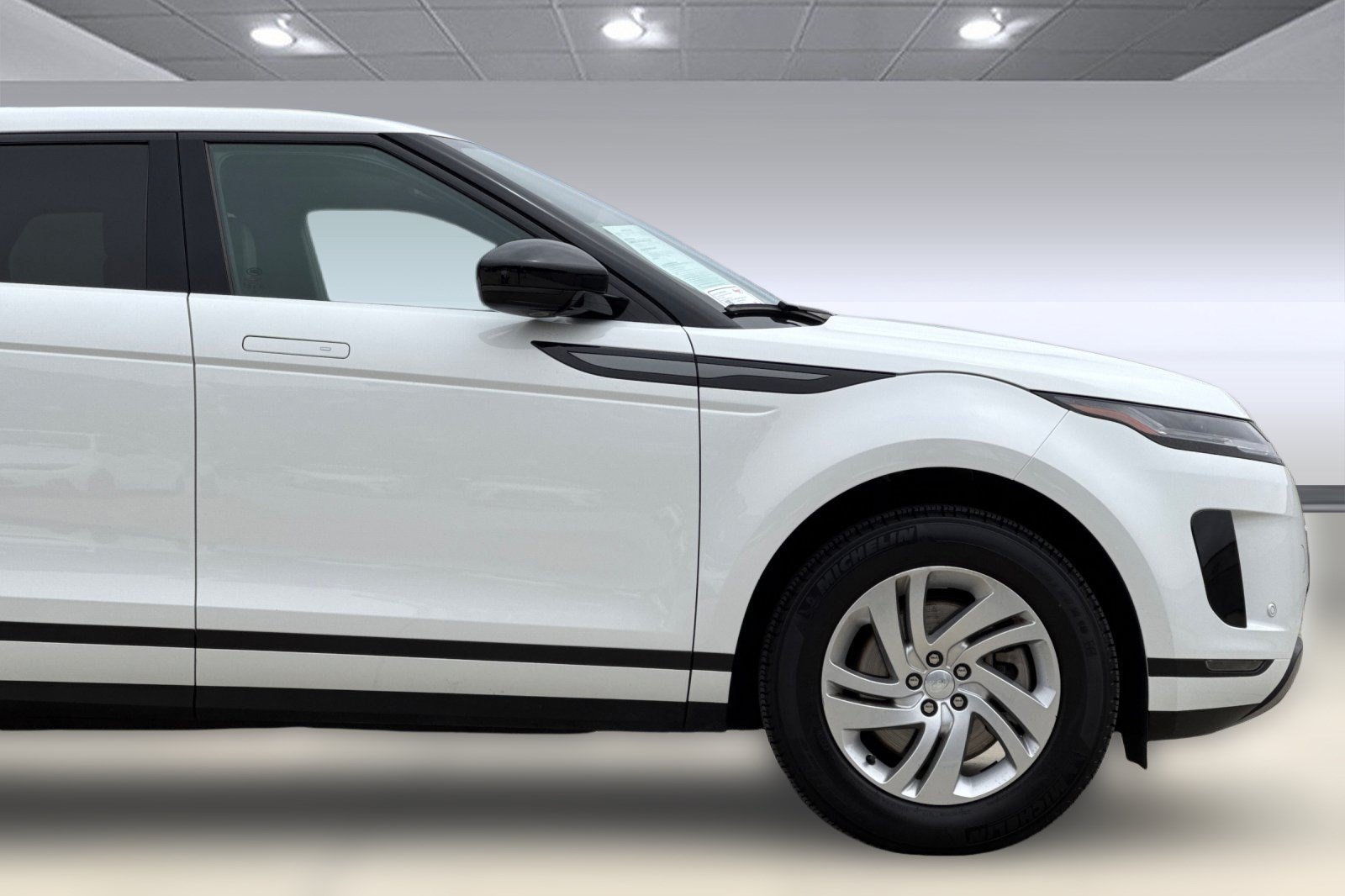 Used 2024 Land Rover Range Rover Evoque S AWD/4WD image 36