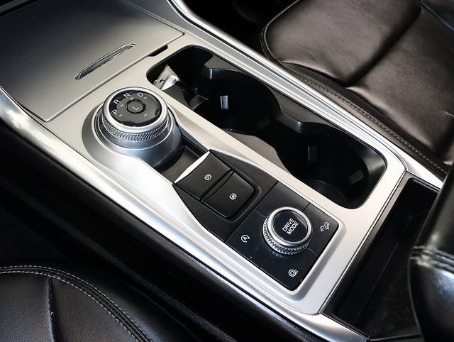 Used 2022 Ford Explorer XLT w/ Equipment Group 202A AWD/4WD image 22