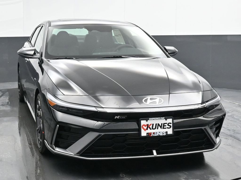 Used 2025 Hyundai Elantra N Line w/ Cargo Package FWD image 5