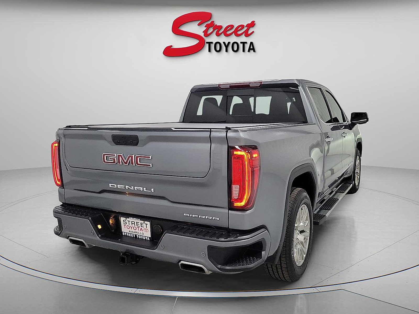 Used 2019 GMC Sierra 1500 Denali AWD/4WD image 4