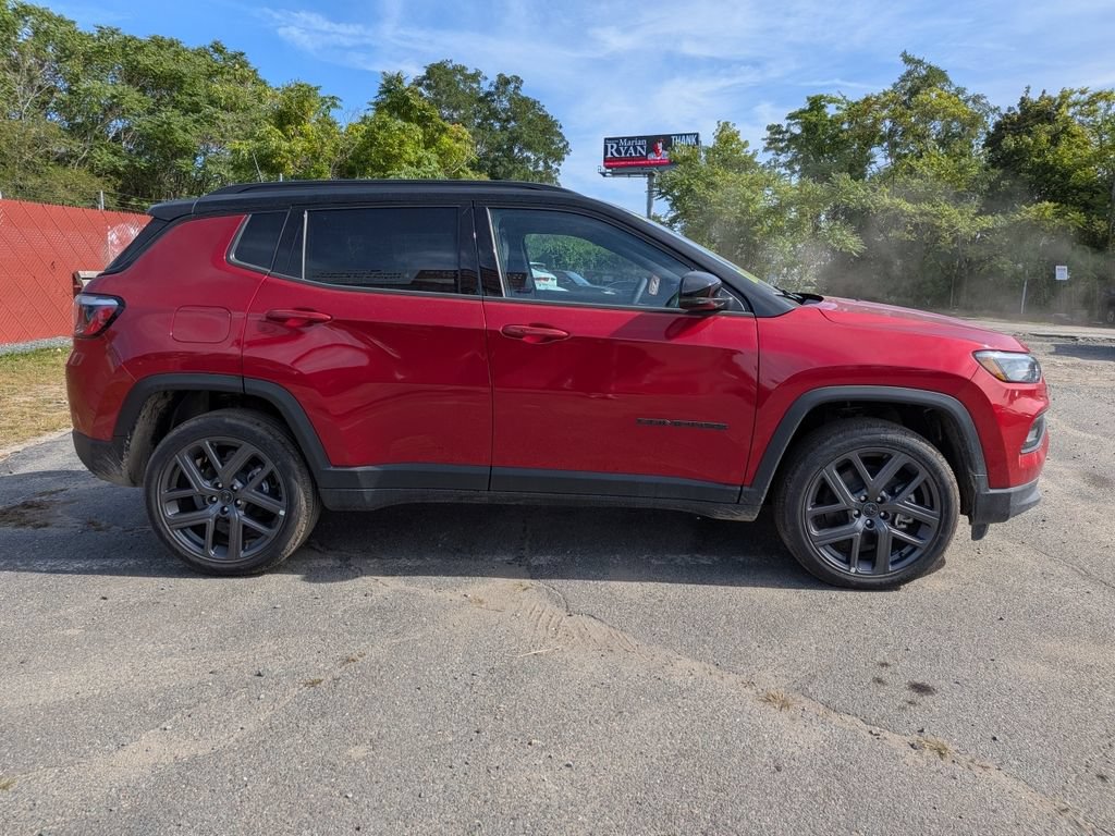 New 2026 Jeep Compass Limited w/ Sun, Sound & Navigation Group AWD/4WD image 6