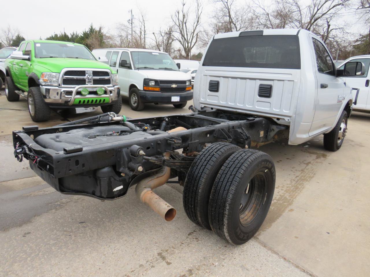 Used 2017 RAM 3500 Tradesman w/ Power & Remote Entry Group AWD/4WD image 4
