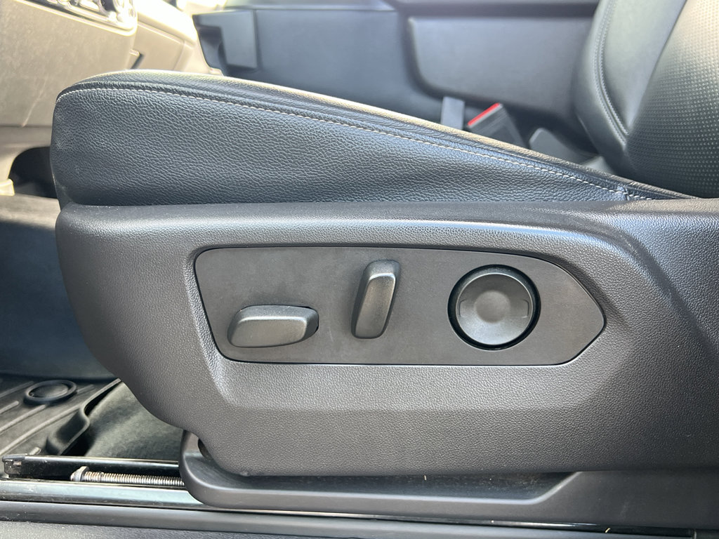 Used 2023 Chevrolet Silverado 1500 RST w/ Z71 Off-Road Package image 19