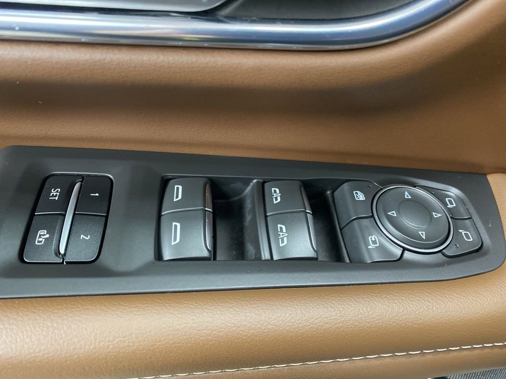 Used 2022 Chevrolet Tahoe High Country image 38