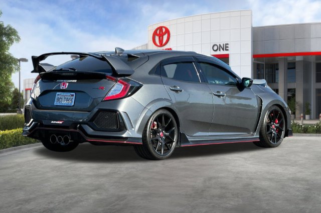 Used 2019 Honda Civic Type R image 4