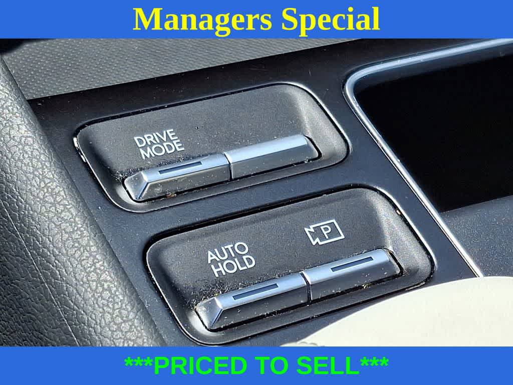 Used 2025 Hyundai Sonata SEL FWD image 24