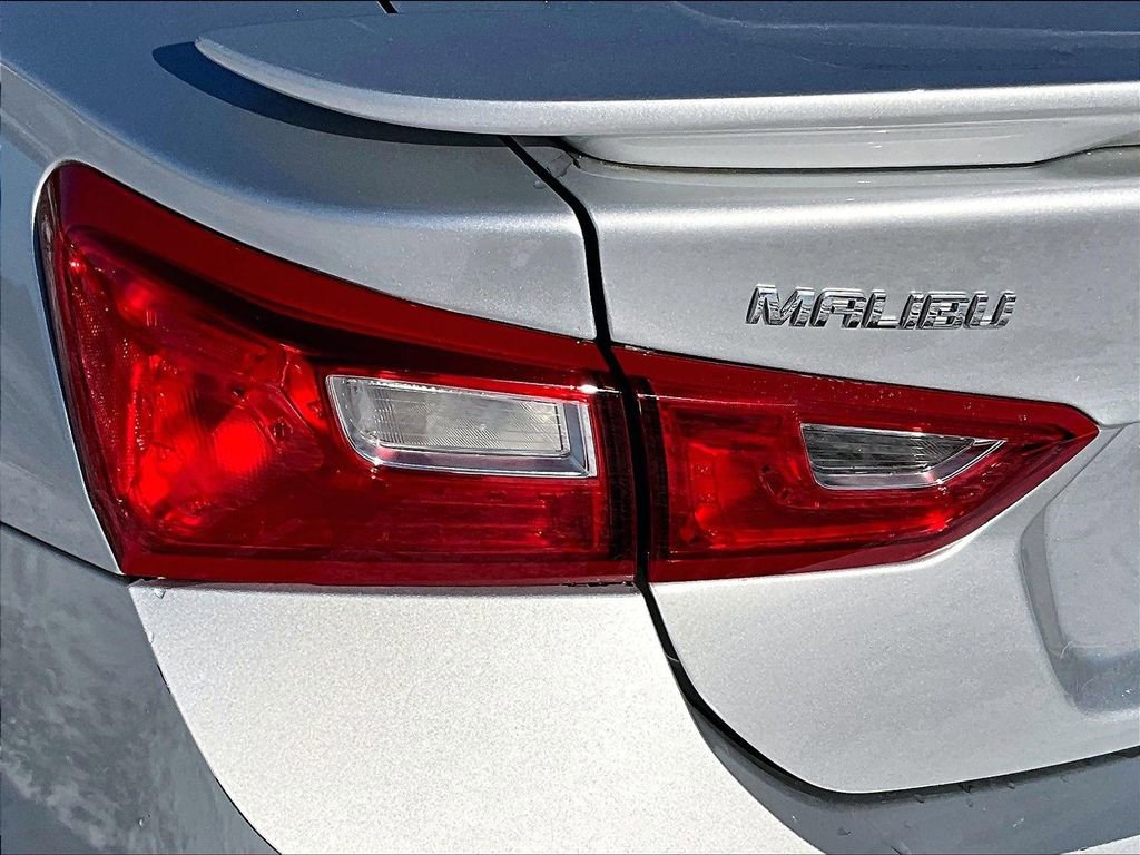 Used 2019 Chevrolet Malibu RS w/ LPO, Convenience Package 1 image 27
