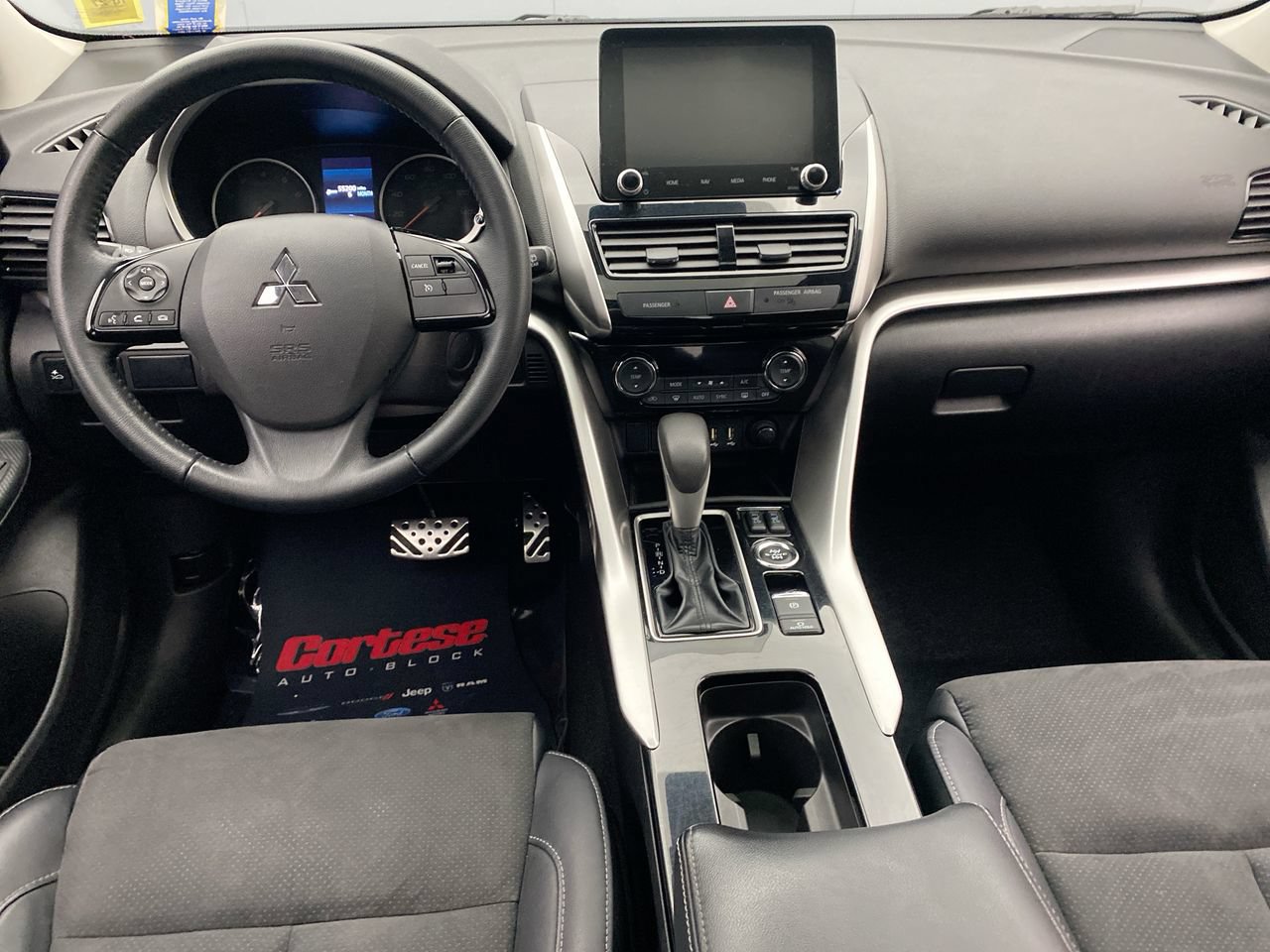 Used 2022 Mitsubishi Eclipse Cross AWD image 15