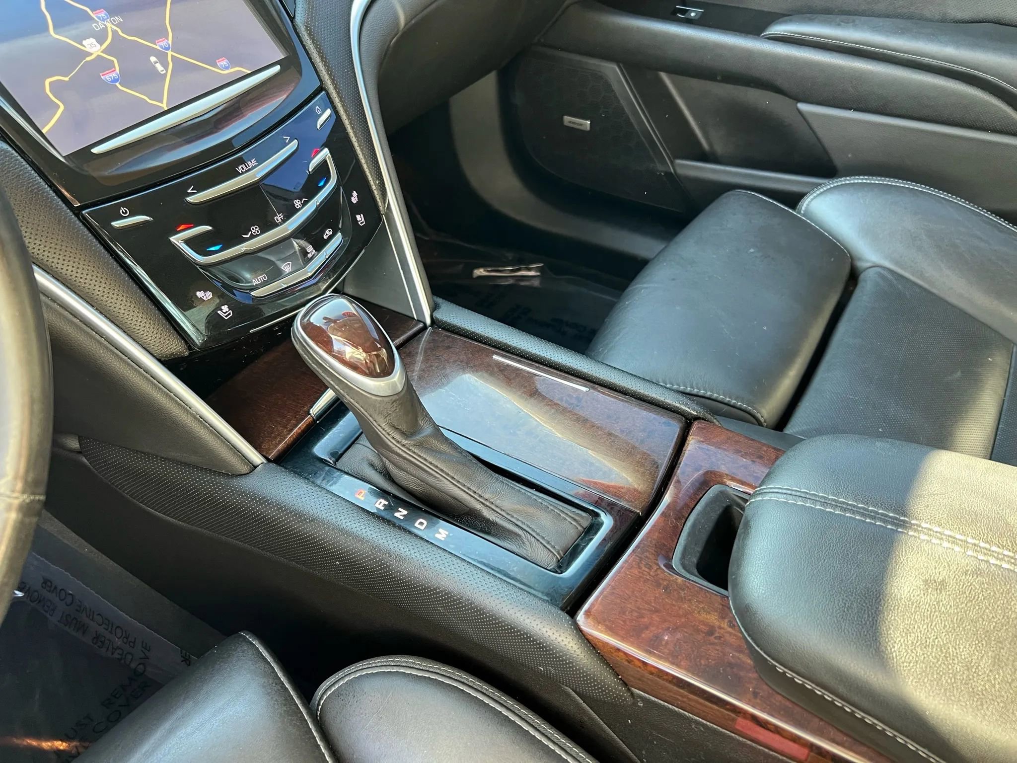 Used 2013 Cadillac XTS Luxury image 14